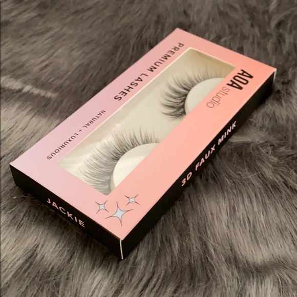 Set of 9 pairs of False Lashes - Picture 5 of 7
